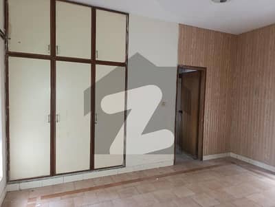 8 Marla House In Eden Avenue Extension