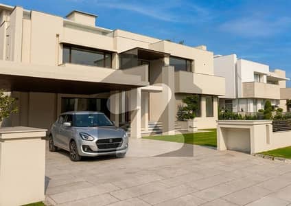 ڈیفینس رایا ڈی ایچ اے ڈیفینس,لاہور میں 6 کمروں کا 2 کنال مکان 33.0 کروڑ میں برائے فروخت۔