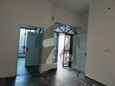 5 Marla lower portion for rent in sabzazar shecem