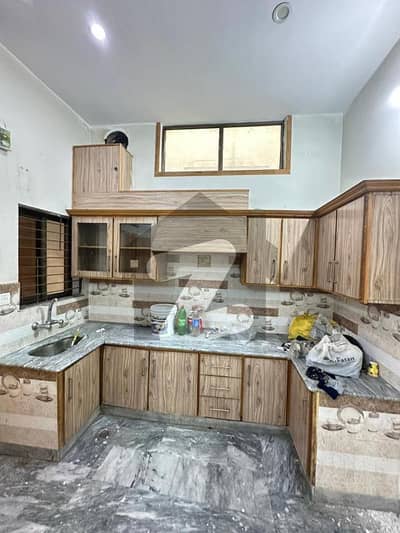 والٹن روڈ لاہور میں 3 کمروں کا 8 مرلہ زیریں پورشن 70.0 ہزار میں کرایہ پر دستیاب ہے۔ والٹن روڈ لاہور میں 3 کمروں کا 8 مرلہ زیریں پورشن 70.0 ہزار میں کرایہ پر دستیاب ہے۔