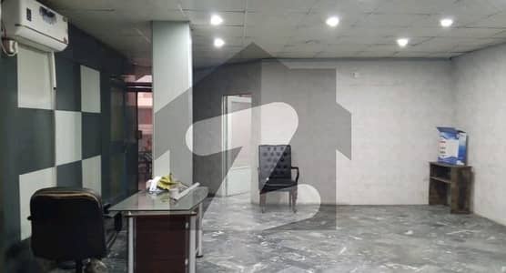 Office Of 1350 Square Feet Available In Cavalry Ground