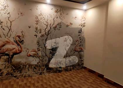 Gulberg Upper Portion For rent Sized 12 Marla