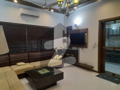 کیولری گراؤنڈ لاہور میں 5 کمروں کا 5 مرلہ مکان 3.0 کروڑ میں برائے فروخت۔