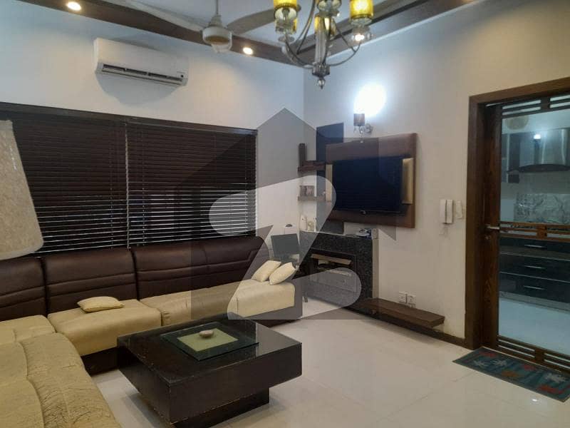 کیولری گراؤنڈ لاہور میں 5 کمروں کا 5 مرلہ مکان 3.0 کروڑ میں برائے فروخت۔ کیولری گراؤنڈ لاہور میں 5 کمروں کا 5 مرلہ مکان 3.0 کروڑ میں برائے فروخت۔