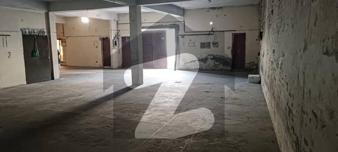 ٹھوکر نیاز بیگ لاہور میں 2 کنال عمارت 4.0 لاکھ میں کرایہ پر دستیاب ہے۔