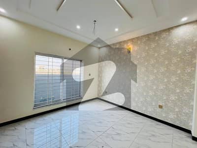 پارک ویو سٹی ۔ پلاٹینم بلاک پارک ویو سٹی,لاہور میں 1 کمرے کا 5 مرلہ زیریں پورشن 43.0 ہزار میں کرایہ پر دستیاب ہے۔