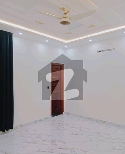 Prominently-Located Prime Location House Available In Wapda Town For rent Prominently-Located Prime Location House Available In Wapda Town For rent