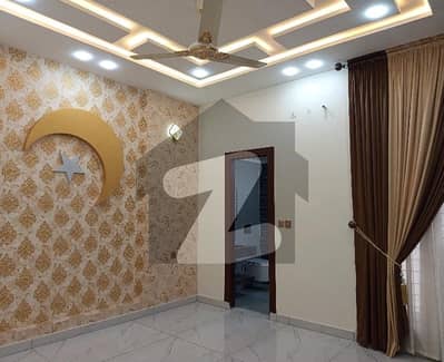 واپڈا ٹاؤن گوجرانوالہ میں 4 کمروں کا 5 مرلہ مکان 56.0 ہزار میں کرایہ پر دستیاب ہے۔