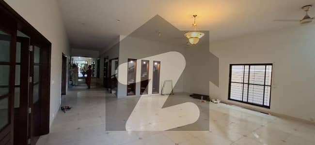 666 Yards Fully Renovated Bungalow For Rent In DHA Phase 6 6 Bedrooms, Garden, 3 Car Parking