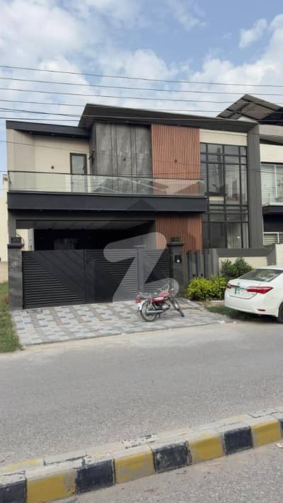 واپڈا ٹاؤن فیز 2 - بلاک ایس واپڈا ٹاؤن فیز 2,واپڈا ٹاؤن,ملتان میں 5 کمروں کا 10 مرلہ مکان 1.4 لاکھ میں کرایہ پر دستیاب ہے۔