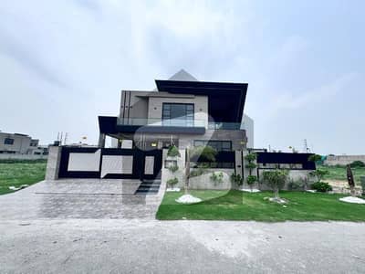 ڈی ایچ اے فیز 7 ڈیفنس (ڈی ایچ اے),لاہور میں 5 کمروں کا 10 مرلہ مکان 4.25 کروڑ میں برائے فروخت۔