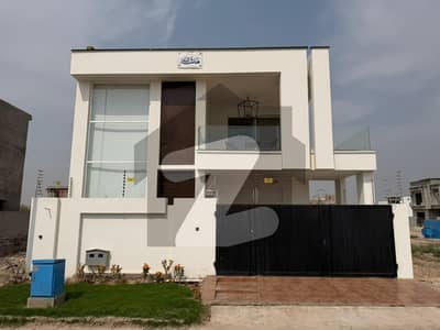 ڈی ایچ اے فیز 1 ۔ سیکٹر بی1 ڈی ایچ اے فیز 1,ڈی ایچ اے ڈیفینس,ملتان میں 4 کمروں کا 10 مرلہ مکان 3.4 کروڑ میں برائے فروخت۔ ڈی ایچ اے فیز 1 ۔ سیکٹر بی1 ڈی ایچ اے فیز 1,ڈی ایچ اے ڈیفینس,ملتان میں 4 کمروں کا 10 مرلہ مکان 3.4 کروڑ میں برائے فروخت۔