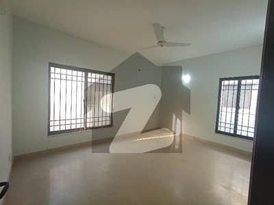 ڈی ایچ اے فیز 6 ڈی ایچ اے ڈیفینس,کراچی میں 5 کمروں کا 1 کنال مکان 12.75 کروڑ میں برائے فروخت۔