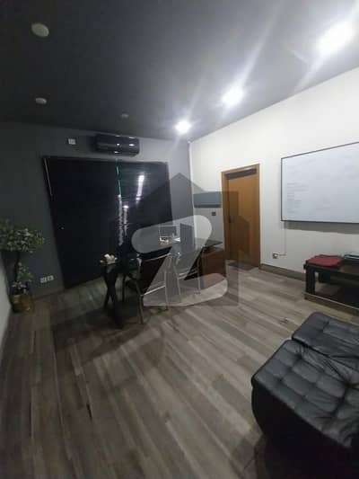 6 BED ONE KANAL HOUSE FOR RENT FOR FAMILY FOR OFFICE DOUBLE GATE