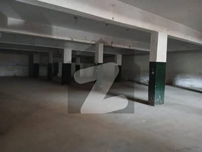 کورنگی انڈسٹریل ایریا کورنگی,کراچی میں 2 کنال گودام 4.4 لاکھ میں کرایہ پر دستیاب ہے۔