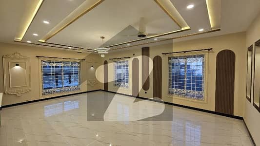 Double Storey House New Real Picture Normal Rent