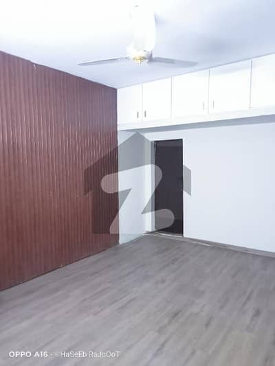 عارف جان روڈ کینٹ,لاہور میں 2 کمروں کا 1 کنال بالائی پورشن 90.0 ہزار میں کرایہ پر دستیاب ہے۔