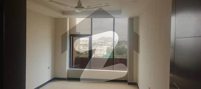 Beautiful 1 Bedroom Flat Available for Rent Prime Location