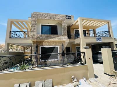 B-17 Kanal Designer House B-17 Kanal Designer House