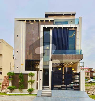 5 Marla Ultra Modern Luxury House For Sale