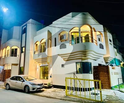 5 Marla Double Unit Luxury House for Sale in Johar Town Hot Location 5 Marla Double Unit Luxury House for Sale in Johar Town Hot Location