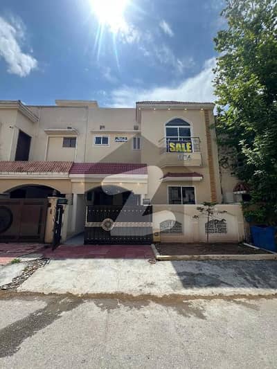 بحریہ ٹاؤن فیز 8 ۔ علی بلاک بحریہ ٹاؤن فیز 8 ۔ سفاری ویلی,بحریہ ٹاؤن فیز 8,بحریہ ٹاؤن راولپنڈی,راولپنڈی میں 3 کمروں کا 10 مرلہ مکان 2.2 کروڑ میں برائے فروخت۔