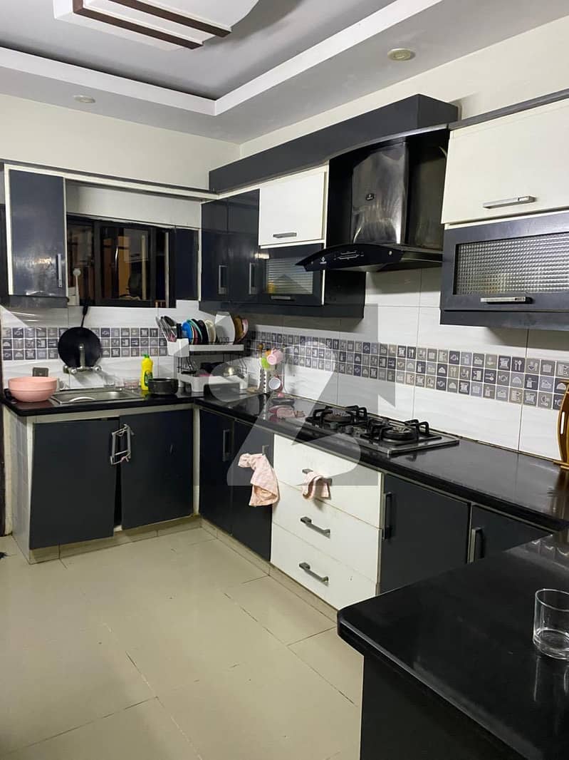 گلشن اقبال - بلاک 10-اے گلشنِ اقبال,گلشنِ اقبال ٹاؤن,کراچی میں 3 کمروں کا 11 مرلہ فلیٹ 3.4 کروڑ میں برائے فروخت۔ گلشن اقبال - بلاک 10-اے گلشنِ اقبال,گلشنِ اقبال ٹاؤن,کراچی میں 3 کمروں کا 11 مرلہ فلیٹ 3.4 کروڑ میں برائے فروخت۔