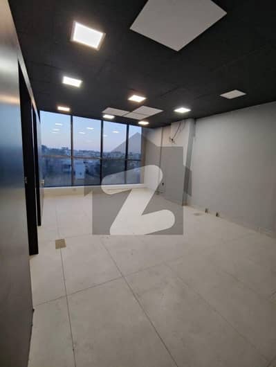 OFFICE AVAILABLE FOR RENT AT PRIME LOCATION