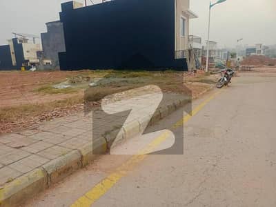 8 Marla Prime Location Plot For Sale In L Block Phase 8