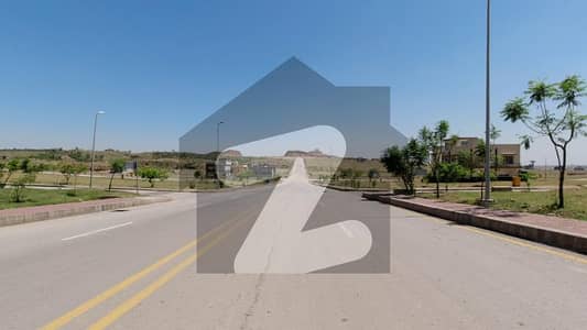 بحریہ ٹاؤن فیز 8 ۔ سیکٹر ایف - 3 بحریہ ٹاؤن فیز 8,بحریہ ٹاؤن راولپنڈی,راولپنڈی میں 10 مرلہ رہائشی پلاٹ 1.2 کروڑ میں برائے فروخت۔