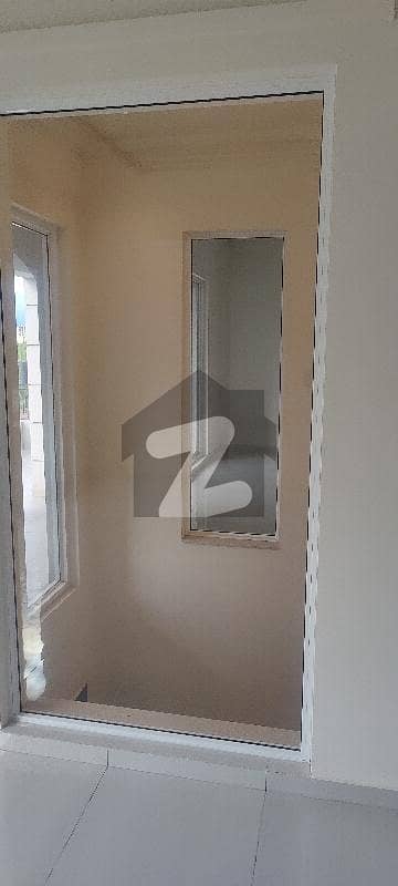 بحریہ انکلیو - سیکٹر سی 2 بحریہ انکلیو,بحریہ ٹاؤن,اسلام آباد میں 5 کمروں کا 1 کنال مکان 12.5 کروڑ میں برائے فروخت۔