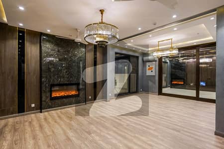 ڈی ایچ اے فیز 7 ڈیفنس (ڈی ایچ اے),لاہور میں 5 کمروں کا 1 کنال مکان 9.5 کروڑ میں برائے فروخت۔ ڈی ایچ اے فیز 7 ڈیفنس (ڈی ایچ اے),لاہور میں 5 کمروں کا 1 کنال مکان 9.5 کروڑ میں برائے فروخت۔