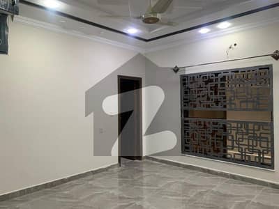 آئی ۔ 8/4 آئی ۔ 8,اسلام آباد میں 3 کمروں کا 14 مرلہ بالائی پورشن 1.5 لاکھ میں کرایہ پر دستیاب ہے۔