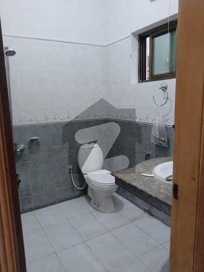 آئی ۔ 8/4 آئی ۔ 8,اسلام آباد میں 3 کمروں کا 14 مرلہ زیریں پورشن 1.5 لاکھ میں کرایہ پر دستیاب ہے۔