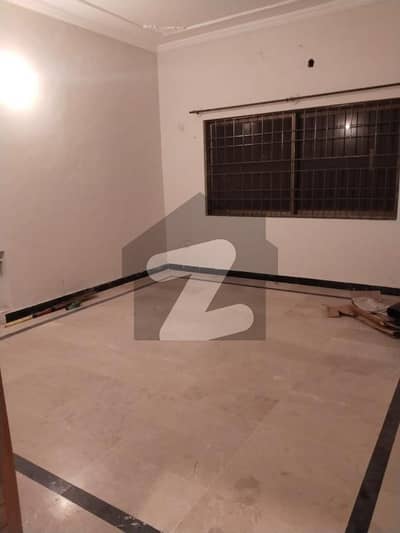 آئی ۔ 8/4 آئی ۔ 8,اسلام آباد میں 3 کمروں کا 14 مرلہ زیریں پورشن 1.6 لاکھ میں کرایہ پر دستیاب ہے۔