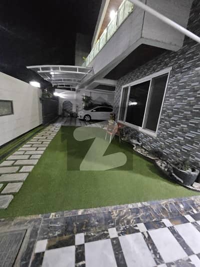 ای ۔ 11 اسلام آباد میں 3 کمروں کا 1 کنال زیریں پورشن 1.3 لاکھ میں کرایہ پر دستیاب ہے۔