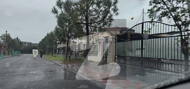 10 Kanal Premium Farmhouse Plot Gulberg Greens Block C