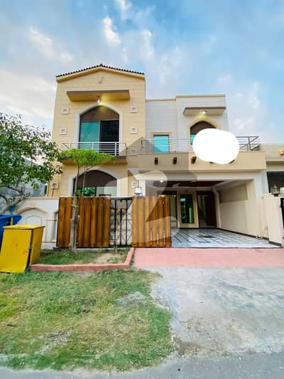 House For Grabs In 7 Marla Rawalpindi