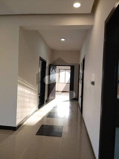 عسکری ٹاور 2 ڈی ایچ اے ڈیفینس فیز 2,ڈی ایچ اے ڈیفینس,اسلام آباد میں 4 کمروں کا 13 مرلہ فلیٹ 4.35 کروڑ میں برائے فروخت۔