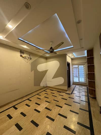 12 Marla Upper Portion Available For Rent in Lake City Lahore