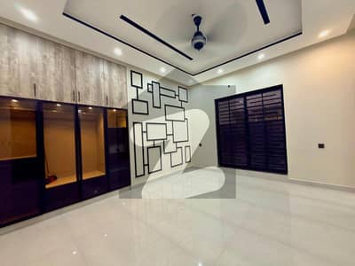 ڈی ایچ اے 11 رہبر سیکٹر 2 - بلاک ایف ڈی ایچ اے 11 رہبر سیکٹر 2,ڈی ایچ اے 11 رہبر,لاہور میں 4 کمروں کا 5 مرلہ مکان 1.95 کروڑ میں برائے فروخت۔