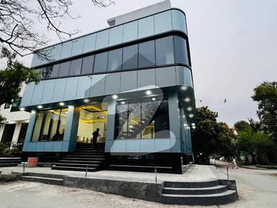 Brand New corner plaza Triple Storey 4800 sq ft for rent in G-9