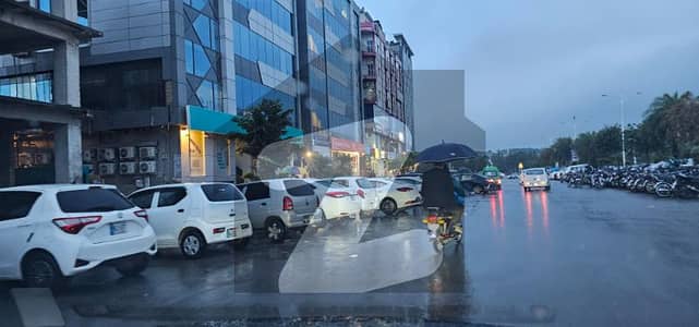 گلبرگ بزنس اسکوائر گلبرگ,اسلام آباد میں 12 مرلہ Studio دفتر 12.0 کروڑ میں برائے فروخت۔