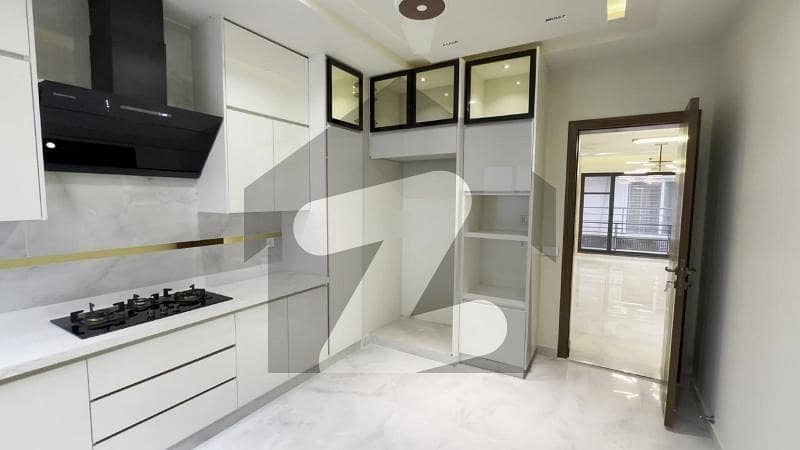 15 Marla House Available In E-11 For rent 15 Marla House Available In E-11 For rent