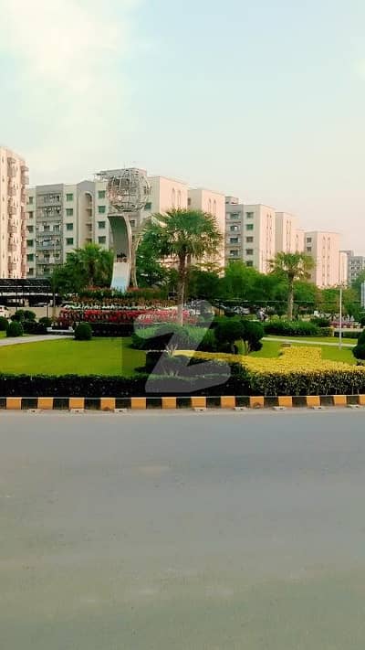 عسکری 11 ۔ سیکٹر بی اپارٹمنٹس عسکری 11,عسکری,لاہور میں 3 کمروں کا 10 مرلہ فلیٹ 1.2 لاکھ میں کرایہ پر دستیاب ہے۔