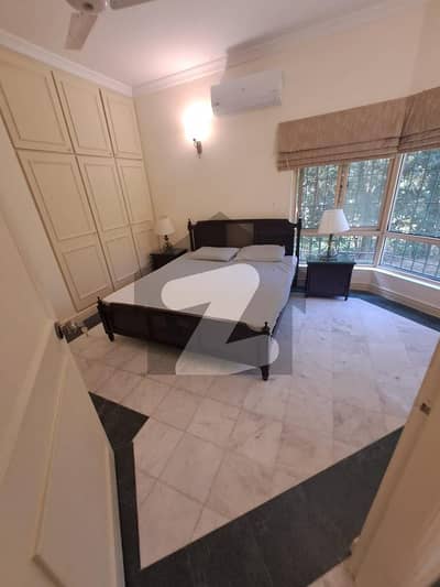 ڈپلومیٹک انکلیو اسلام آباد میں 2 کمروں کا 6 مرلہ فلیٹ 2.9 لاکھ میں کرایہ پر دستیاب ہے۔