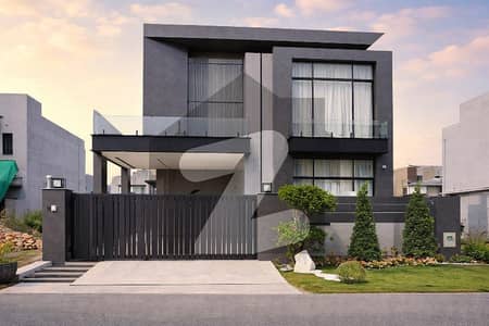 10 MARLA BRAND NEW HOUSE DHA PHASE 6 NEAR TO PARK