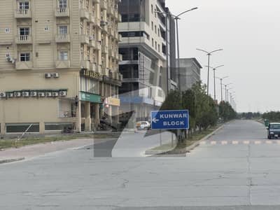 ٹاپ سٹی 1 اسلام آباد میں 10 مرلہ دکان 17.0 کروڑ میں برائے فروخت۔