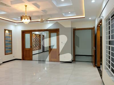 1 Kanal Full House For Rent