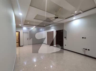 Lower Portion Sized 1 Kanal In F-10/3